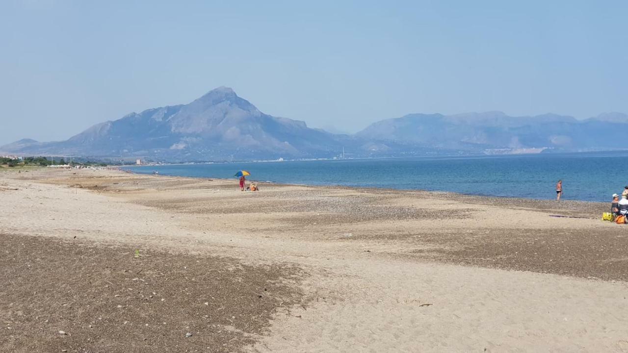 Mare, Sole E Relax A 5 Km Da Cefalu' Eksteriør billede